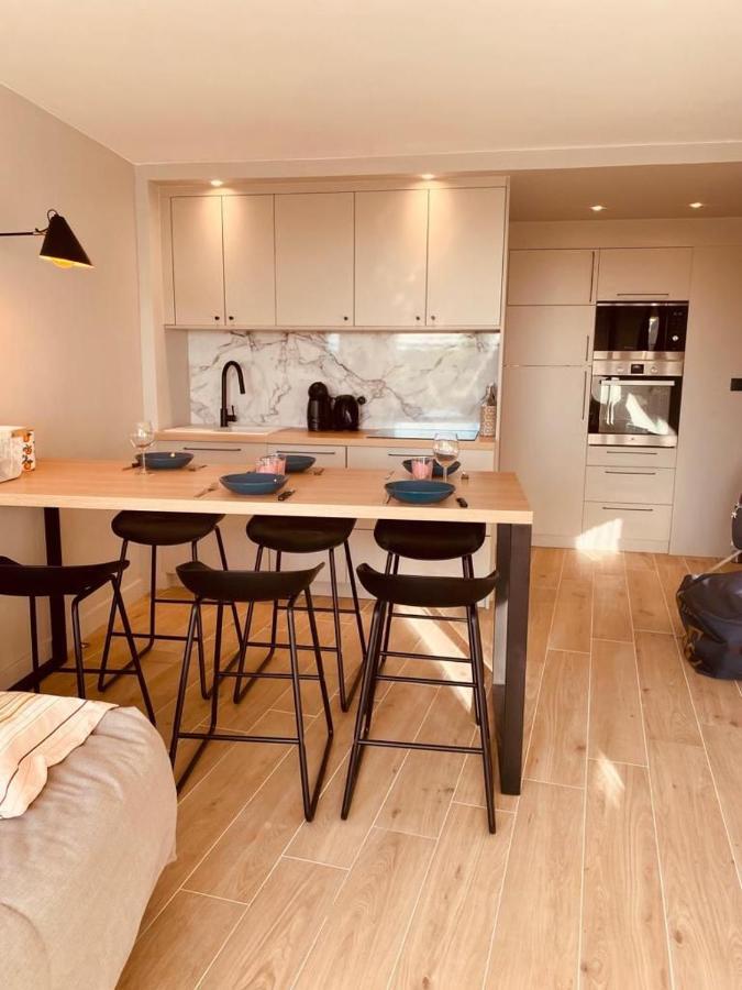 Le Cali, P2 Cabine Dans Une Residence Avec Piscine, Vue Mer Et Parking Prive La Grande Motte Exteriör bild