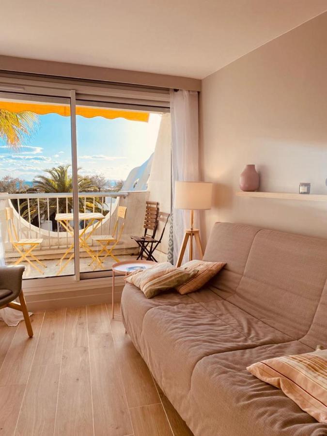 Le Cali, P2 Cabine Dans Une Residence Avec Piscine, Vue Mer Et Parking Prive La Grande Motte Exteriör bild