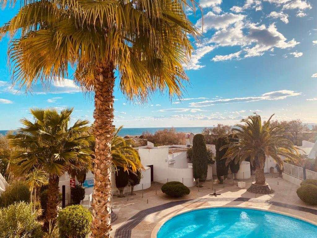 Le Cali, P2 Cabine Dans Une Residence Avec Piscine, Vue Mer Et Parking Prive La Grande Motte Exteriör bild